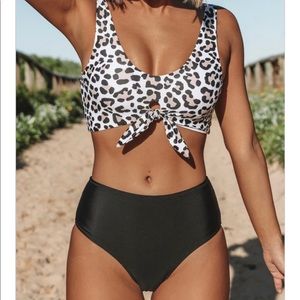 Beachsissi Leopard print tie front size Large. 34-36 DD TO DDD